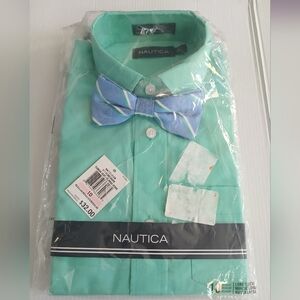 The Nautica Boys Long Sleeve Dress Shirt with Bow Tie in Green, size 10 regular